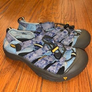 Keen Blue and Gray Waterproof Sandals - Kids Size 2
